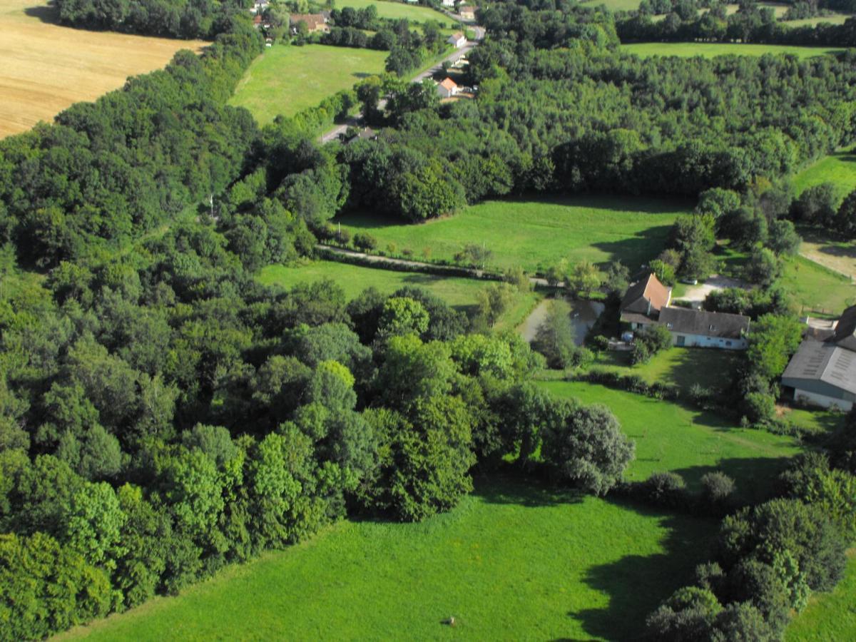 Domaine De Varenne Bed and Breakfast Saint-Amand-en-Puisaye Eksteriør billede