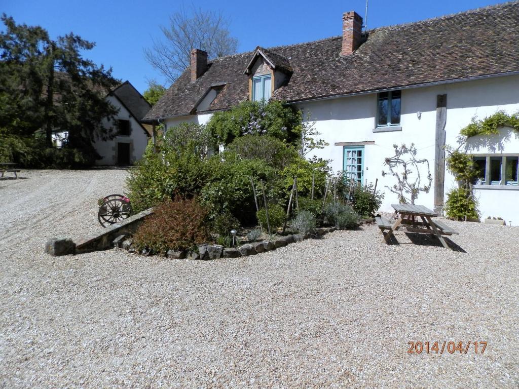 Domaine De Varenne Bed and Breakfast Saint-Amand-en-Puisaye Eksteriør billede